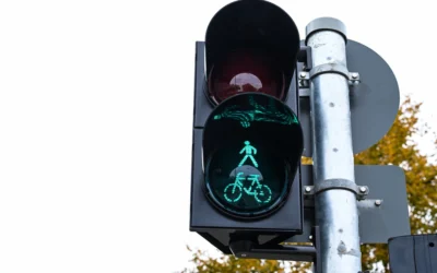 Förderprogramm Abbiegeassistent: Mehr Sicherheit für Transporter und LKWs